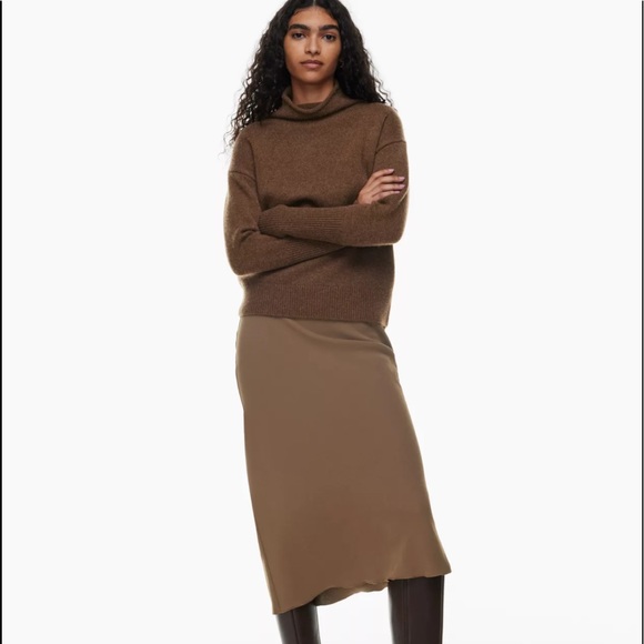 Wilfred Luxe Cashmere Cyprie Sweater - Picture 3 of 5